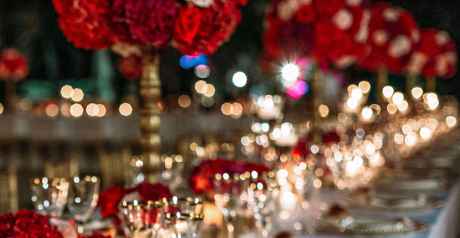 A long table setting